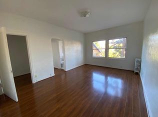 642 Alcatraz Ave, Oakland, CA 94609