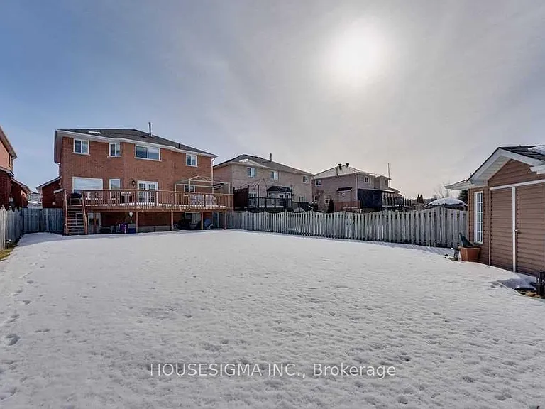 129 Gore Dr — Photo 2