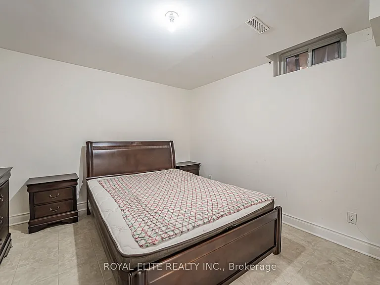 29 Ashmore Cres #BASEMENT — Photo 7