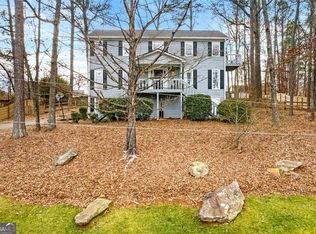 3011 Hillcrest Ct NE, Roswell, GA 30075