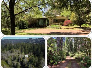 18111 Rainbow Rock Rd, Brookings, OR 97415