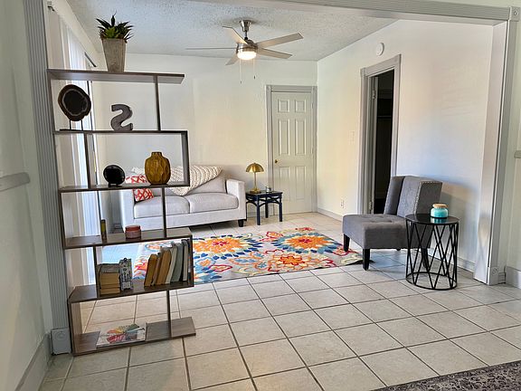 4th image of 2716 NW 12th St #3