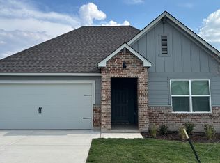 140 Little Green Trl, Jarrell, TX 76537