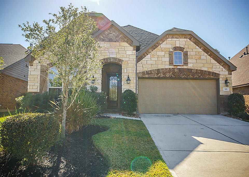 1st image of 106 S Sawbridge Cir