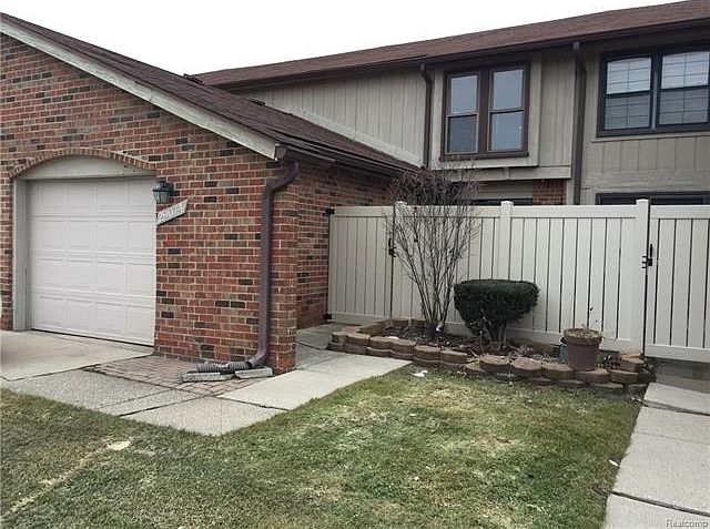 1st image of 29074 Tiffany Dr E #1