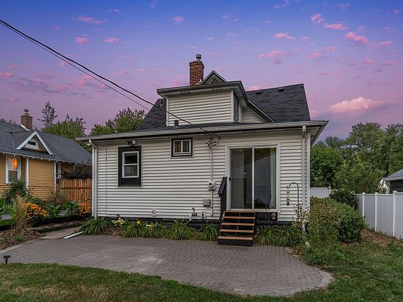2nd image of 3724 18th Ave S