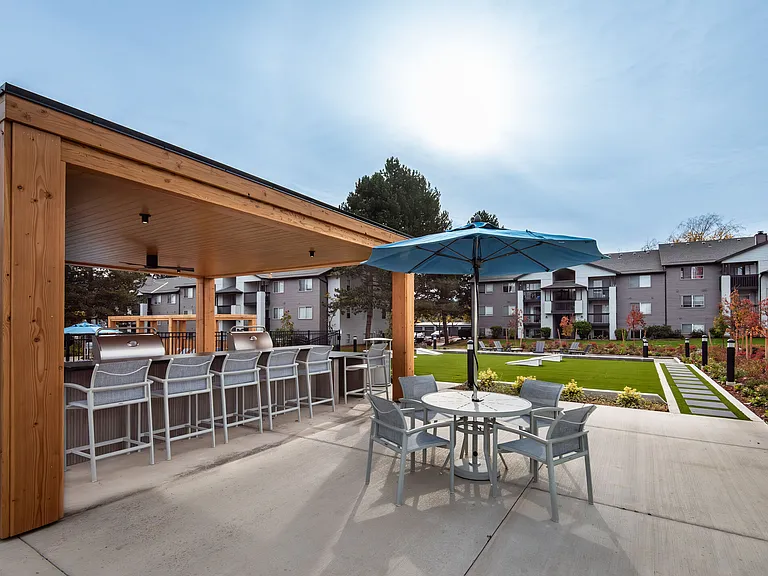 Lumina Apartments — Photo 7
