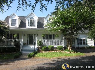 329 Viewmont Dr, Greenville, SC 29609