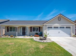 2618 Bell Port Ave, Tulare, CA