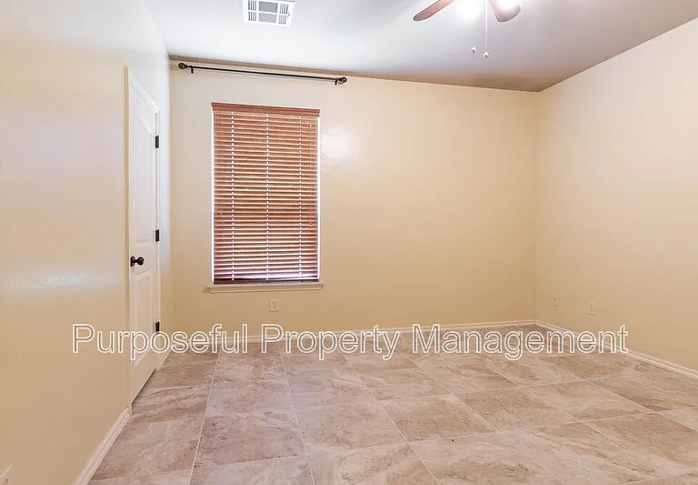 9008 NW 79th St — Photo 30