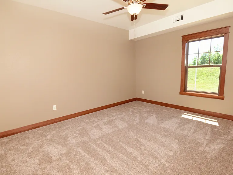 Grandview Heights — Photo 9