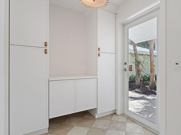 5th image of 139 Sand Pine Dr