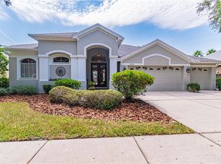 19120 Autumn Woods Ave, Tampa, FL 33647