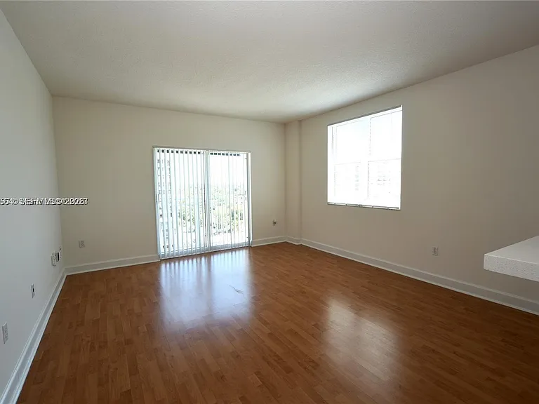 50 Menores Ave #802 — Photo 9