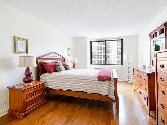 2nd image of 300 E 54th St APT 19K