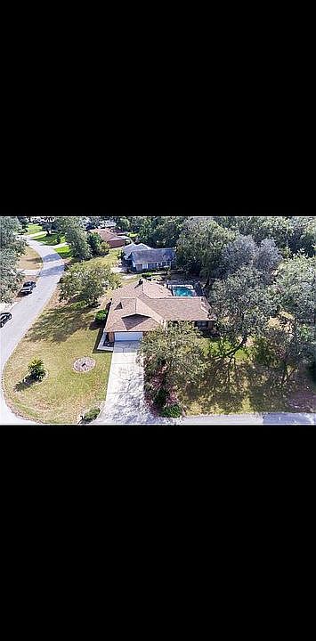 2nd image of 744 Briarcliff Dr