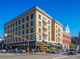 Washington Plaza Apartments