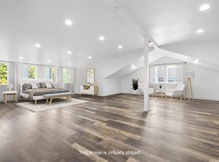 1736 Gulick Ave, Honolulu, HI 96819