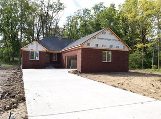 11678 Kaeding Rd, Romeo, MI 48065