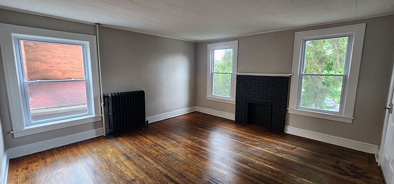 1st image of 44 Genesee St Unit 3