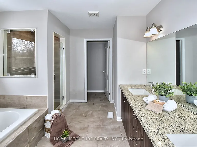 39 Summer Ln — Photo 26