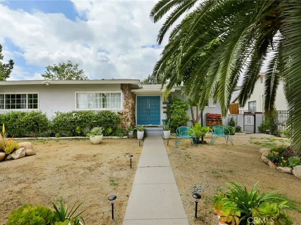 19048 Victory Blvd, Reseda, CA 91335