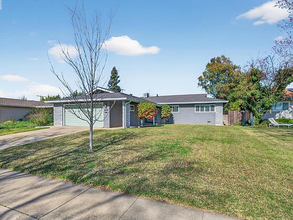 3rd image of 9149 Rundelay Way