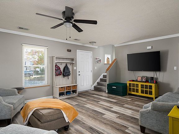 5th image of 2125 Fortune Hill Ln