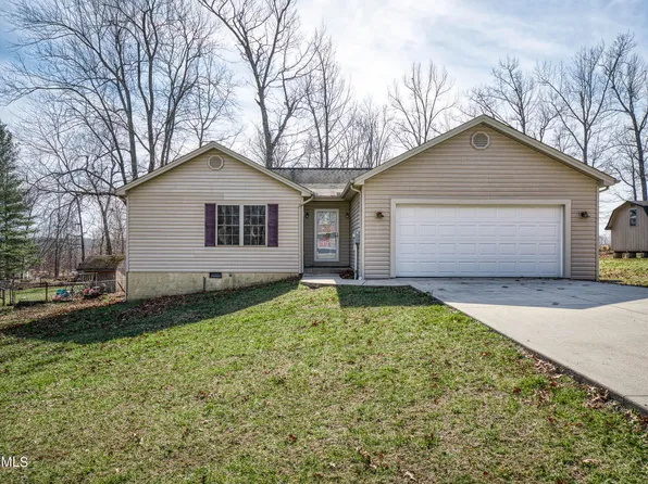 548 Oak Hill Dr, Crossville, TN 38572