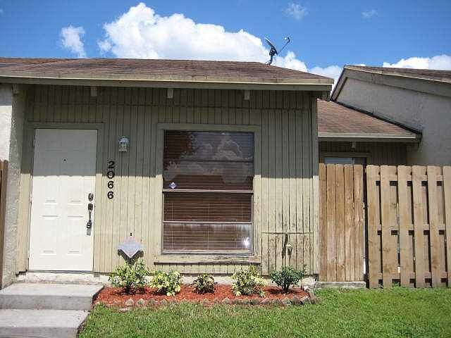 1st image of 2066 SW 82nd Ave