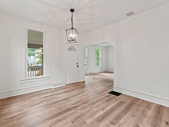 5th image of 531 Lincoln Ave