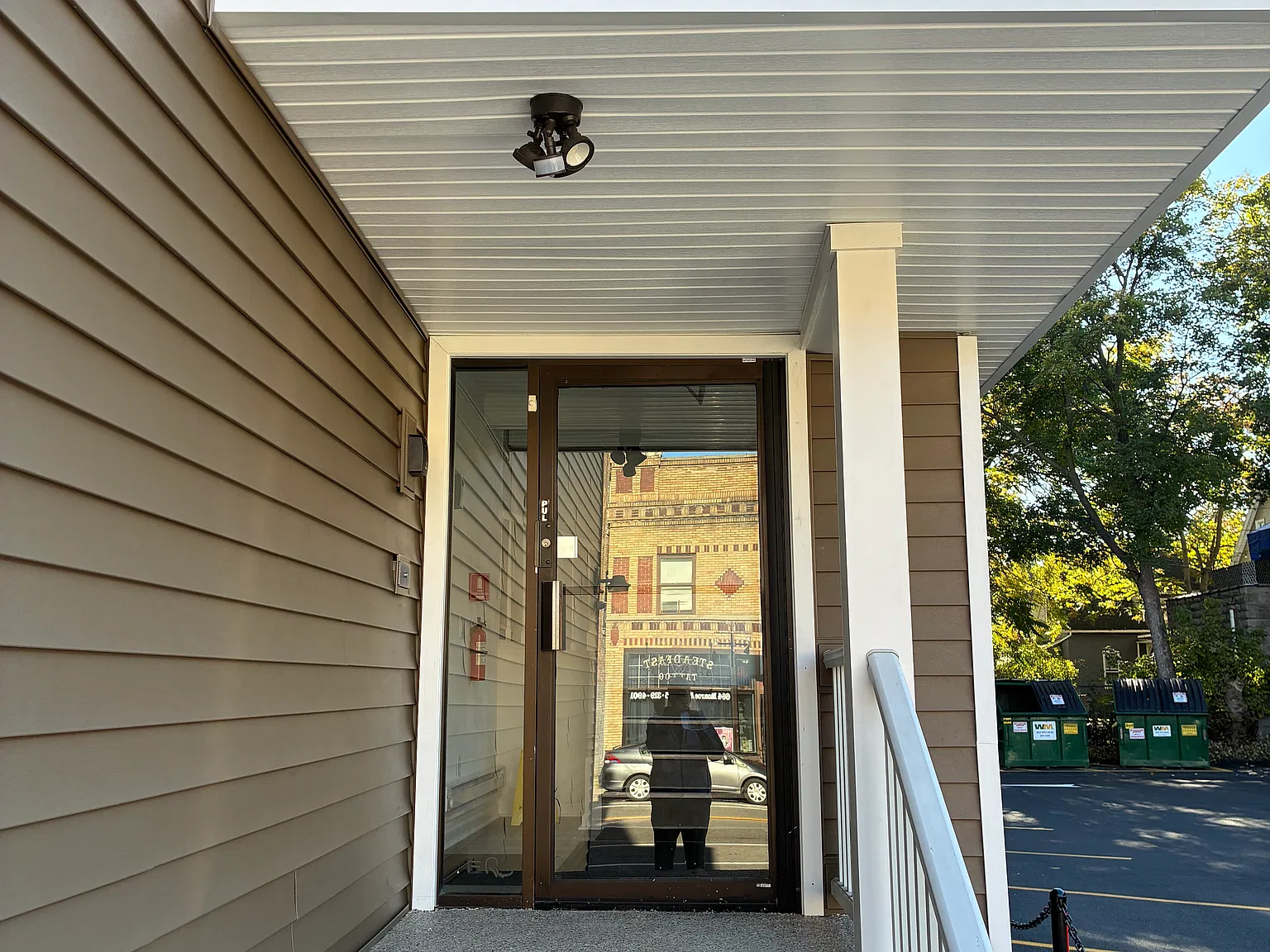 2 bed, $1,800 — Photo 1