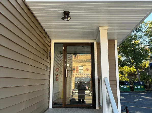 667-671 Monroe Ave #15, Rochester, NY 14607