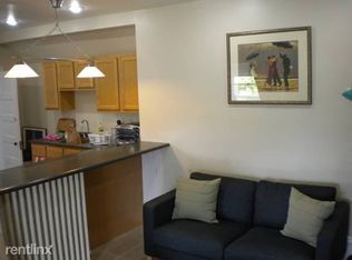 226 S Pacific Ave, Pittsburgh, PA 15224