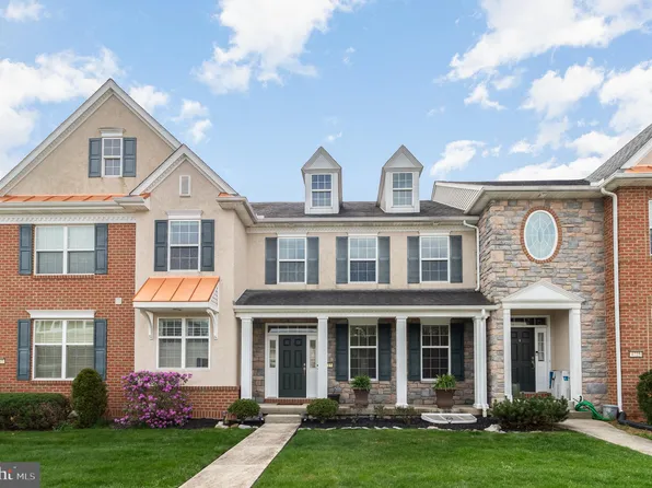 4715 Laurel Valley Ln, Enola, PA 17025