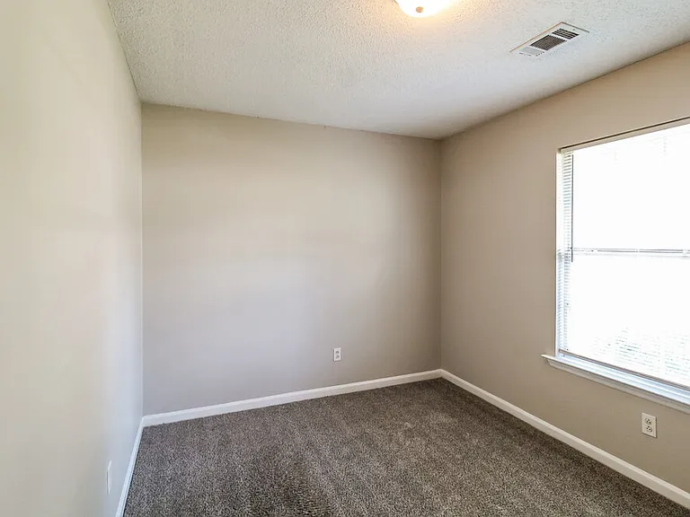 120 Sherwood Loop — Photo 13