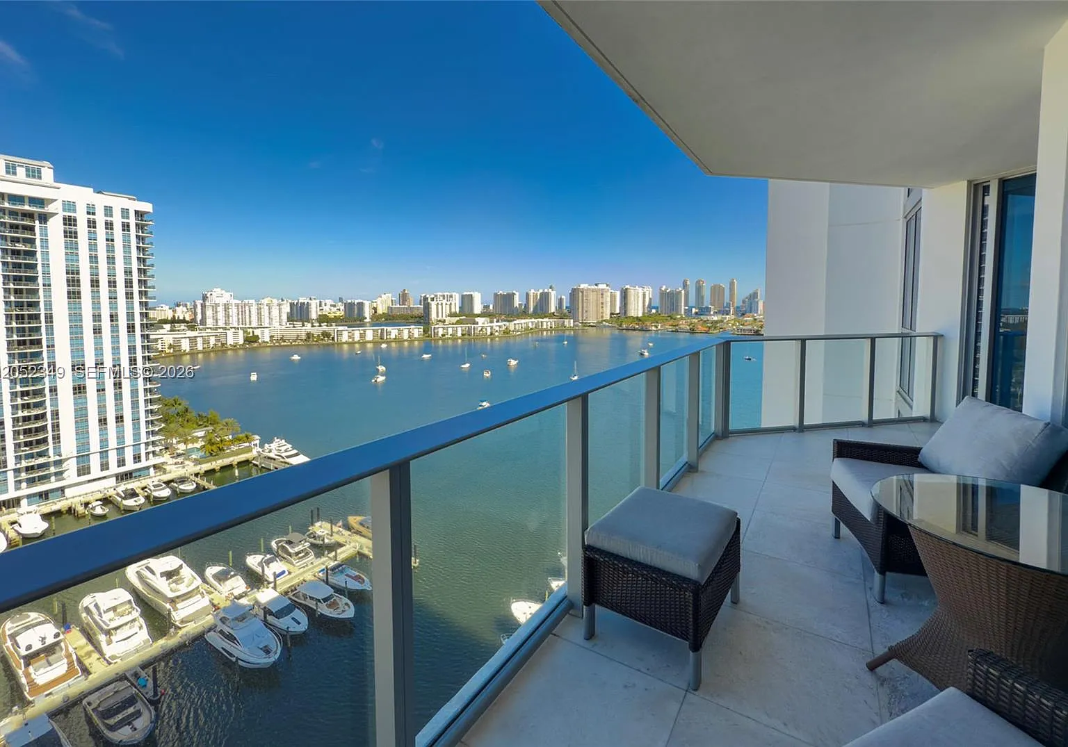 Marina Palms Residences S — Photo 4