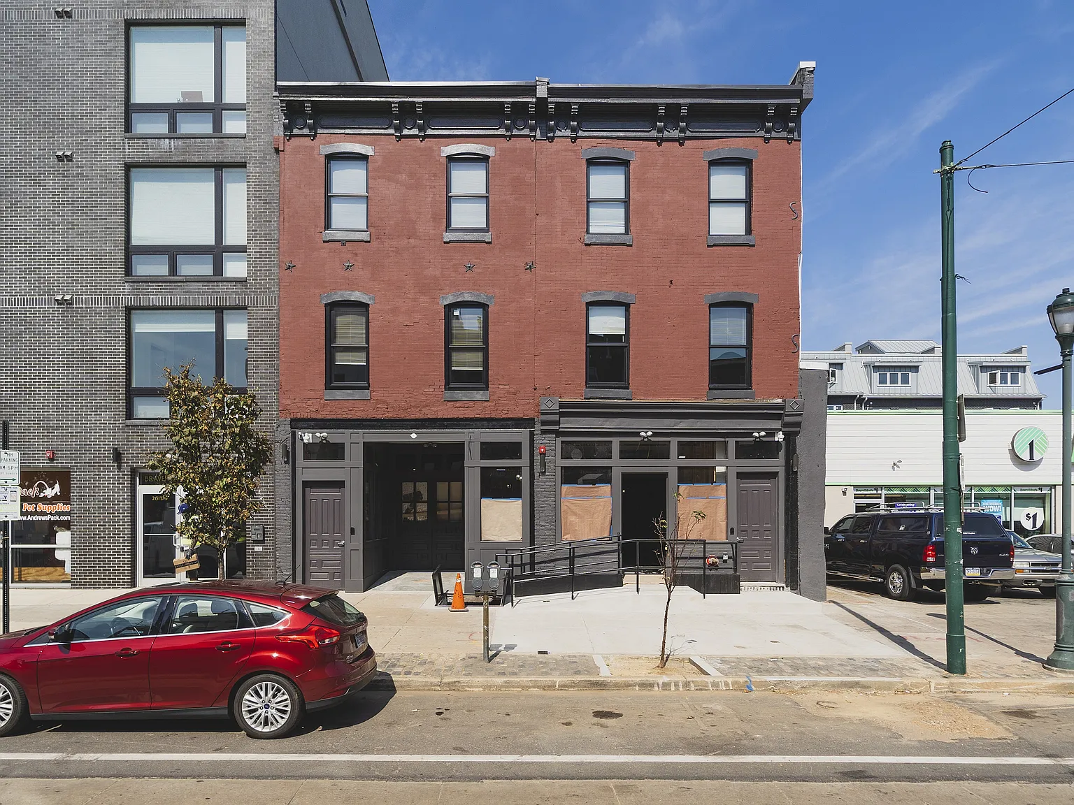 2613-15 W Girard — Photo 2