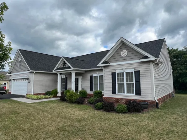 1471 Penley Blvd, Salem, VA 24153