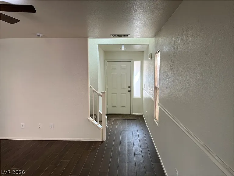 7933 Winken Ct — Photo 4