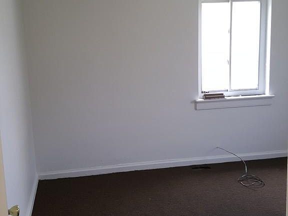 5th image of 1227 Hamilton St