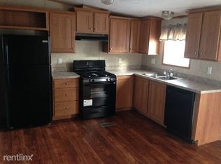 9 Gaslite Ln, Batavia, NY 14020