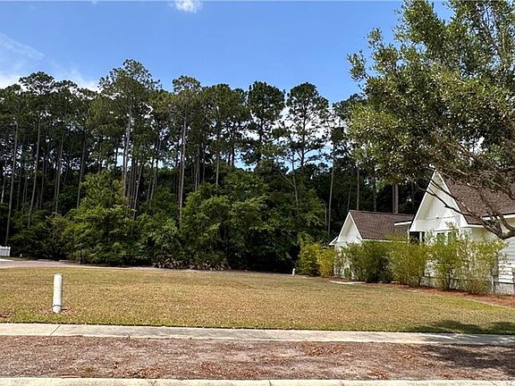 2nd image of 202 Placid Rd