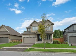 517 Bridgeport Ave, Ottawa, ON K4M0E9