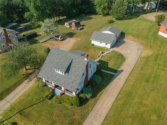 2nd image of 1958 Brodhead Rd