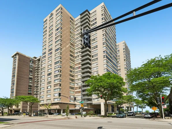 6301 N Sheridan Rd APT 24E, Chicago, IL 60660