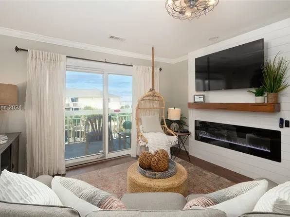 4 N Forest Beach Dr APT 319, Hilton Head Island, SC 29928