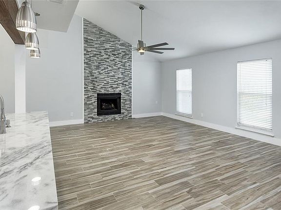 4th image of 5408 Gregory Dr