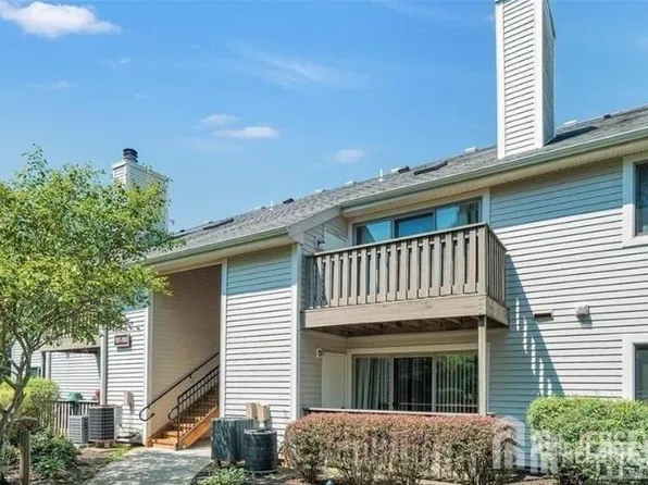 1105 Aspen Dr, Plainsboro, NJ 08536