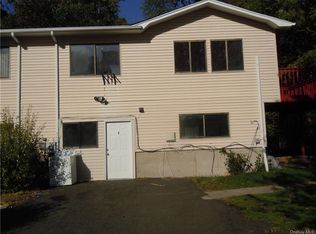 8 Pauline Ct, Spring Valley, NY 10977